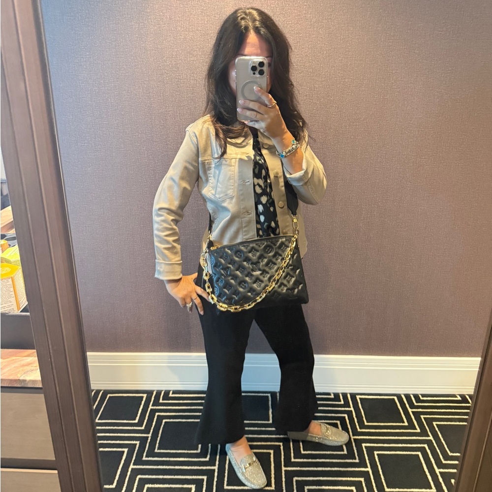 Louis Vuitton Coussin PM in Black Crossbody Bag & Shoulder Bag